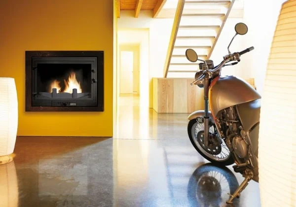 Чавунна камінна топка UNIFLAM 700 STANDART ECO 10 кВт з шибером