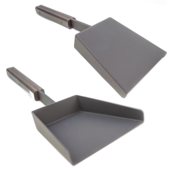 Камінна лопатка сталева SAVEN Shovel S black 30 см з деревʼяною ручкою